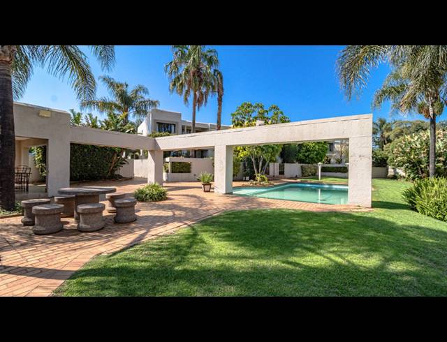 2 BEDROOM APARTMENT FOR SALE IN MARAIS STEYN PARK